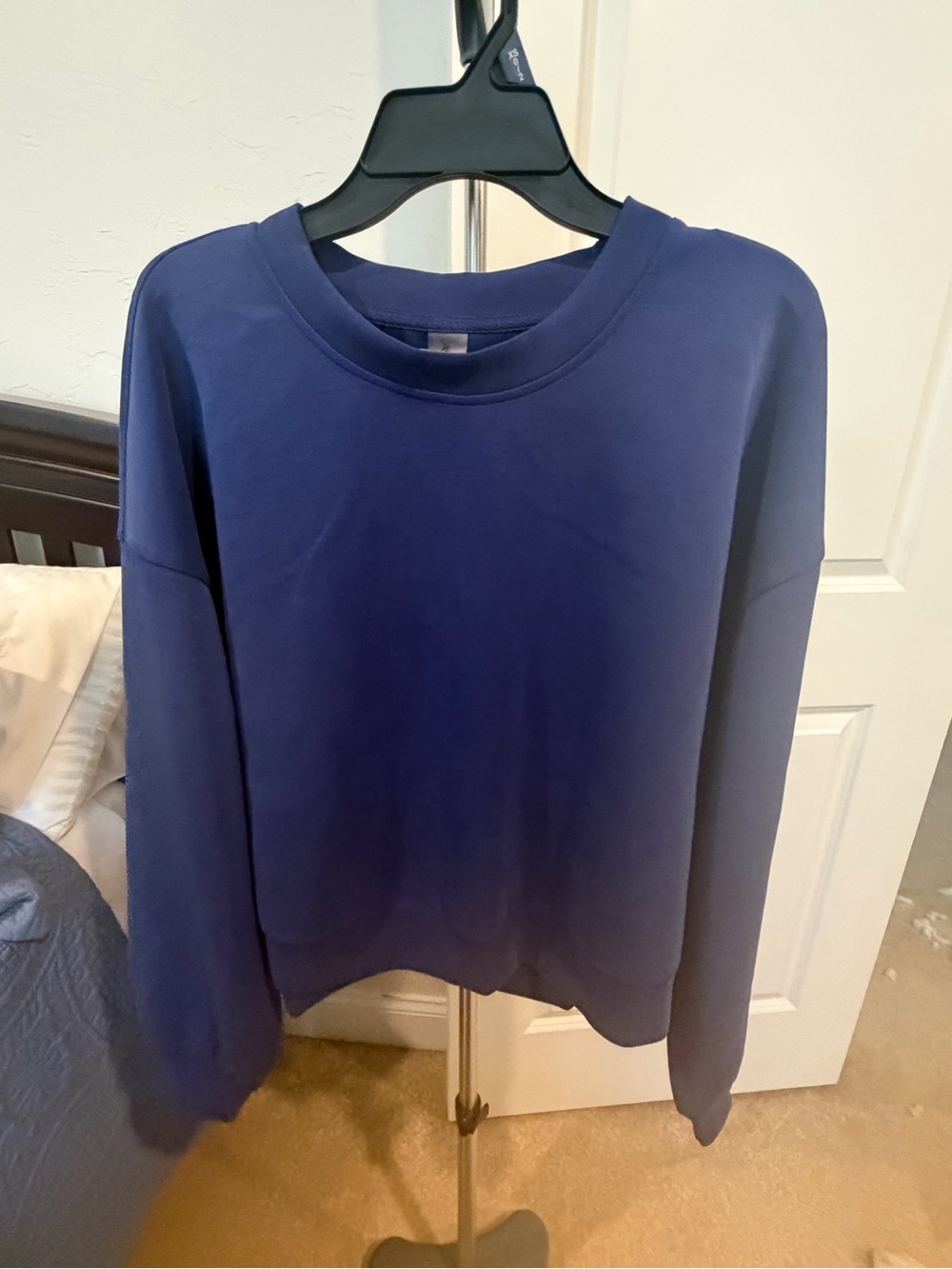 Women’s Classic Crewneck Sweater - Navy Blue